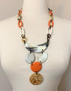 Stylish Eco-Friendly Modern African Ox Horn Made Custom Shape Wedding Necklace Gifts 100% Natural Color Handmade - Product Image 1