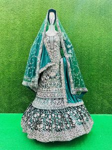 Majestuoso esplendor nupcial 10 exquisitos diseños Farsi Sharara Full Heavy Flare lujoso terciopelo Dupattas vestido indio adultos - Product Image 5