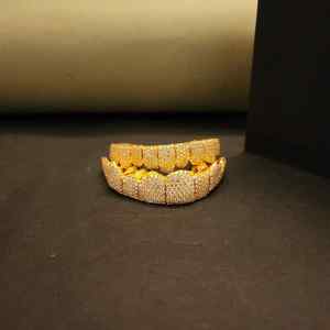 Ensemble de grillz personnalisés pour hommes, sertis de diamants, haut et bas, en argent sterling 925 plaqué or, sertissage pavé, bijoux hip-hop, 8,50 CT IDGL - Product Image 1