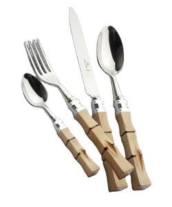 Juego de cucharas metálicas de alta calidad hechas de acero inoxidable de grado alimenticio para uso diario en la comida y el servicio. - Product Image 3