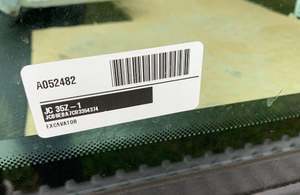 Mini-excavatrice JCB 35Z-1 d'occasion 2024 en stock dès maintenant - Product Image 4