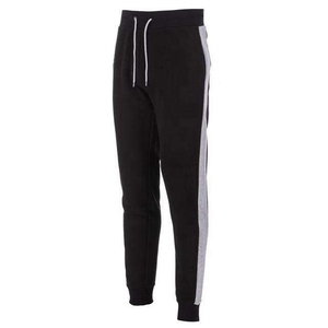 Conjunto Deportivo Personalizado para Hombre – Ropa Deportiva Premium para Entrenamiento, Gimnasio y Running - Product Image 2