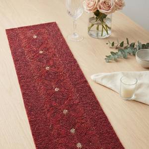 Camino de Mesa Rectangular Hecho a Mano con Tela Roja, Diseño Bohemio con Cuentas de Loto - Product Image 2