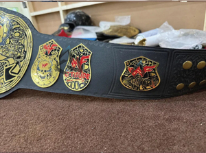 Cinturón de Campeonato Mundial de Peso Pesado W-W-F Personalizado con Diseño de Calavera y Piedra, 2 mm – Placas Metálicas Chapadas en Oro, Correa de Cuero - Product Image 4