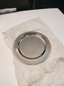 Plato de presentación de acero inoxidable pulido, el más vendido, para cenas de lujo, eventos elegantes y decoración de mesas de boda - Product Image 2