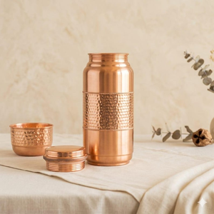 Bouteille d'eau en cuivre martelé artisanal 2 litres, récipient ayurvédique en cuivre pur, réutilisable, pour le bien-être et l'hydratation, traditionnelle - Product Image 6