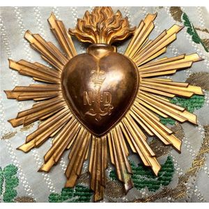 Plaque murale artisanale en métal Cœur Sacré Ex Voto, motif soleil flamboyant, décoration religieuse catholique pour la maison, style vintage, ornement Cœur Sacré - Product Image 1