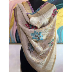 Estola de Lana Fina de Lujo con Flores Zari, 70x200 cm, Chal Elegante de Diseñador, Disponible en Todos los Colores, Suave y Cálido - Product Image 1