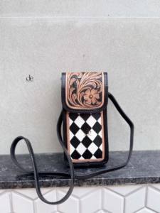 Bolso de Mano para Teléfono, Bolso de Cuero Tallado a Mano, Bolsos Pequeños con Diseño de Damas de Inglatera, Bolso Bandolera de Diseño Único - Product Image 5