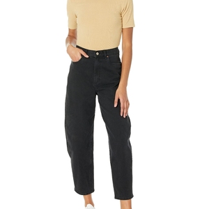 Camiseta de punto de manga corta con cuello alto acanalado beige para mujer, minimalista, de color liso, ecológica, disponible para venta en línea - Product Image 2