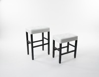 Ensemble de 2 tabourets de bar et de comptoir en cuir PU, ensemble de tabourets capitonnés en cuir PU, ensemble de tabourets rembourrés en PU avec structure en bois massif, hauteur bar et comptoir
