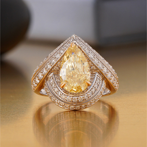 Bague fantaisie en diamant de laboratoire taille poire jaune, or 14 carats et platine, bijou de couleur spectaculaire, clarté VS1 VVS2 - Product Image 1