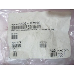 AMAT 3300-07990 FTG, ตัวแปลงท่อแบบ TEE, ขนาด 1/2 x 1/4 - อุปกรณ์และอะไหล่เซมิคอนดักเตอร์ระดับโลกที่เชื่อถือได้ - Product Image 1