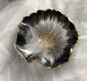 Premium Handmade Resin Center <b>Bowl</b> with Glossy Shine Customized Shape Decorative Dining Table <b>Bowl</b> for Modern Homes Love MODEL - Product Image 2