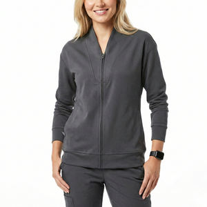 Chaqueta Quirúrgica OEM Personalizada para Enfermeras con Cremallera Frontal, Cuello Plano en V, Bolsillos de Punto Elástico, Diseño Atlético, Venta al por Mayor - Product Image 1