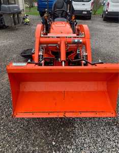 Tracteur de jardin compact BX Series LA344, 25 CV, diesel intelligent, chargeur frontal sans fil, moteur 2 temps 196cc, tondeuse autoportée - Product Image 3