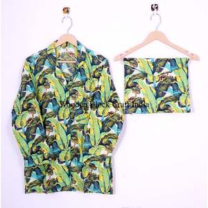 Conjunto de Pijama de Algodón con Diseño Floral Moderno, Estampado a Mano, Ropa de Dormir Ligera para Mujer, Conjunto para Estar en Casa en Verano - Product Image 2