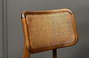Silla de comedor de madera maciza de diseño de alta calidad, elegante respaldo de ratán, asiento acolchado cómodo para decoración de interiores - Product Image 3