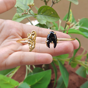 กำไลข้อมือหินหยกคาลซิโดนีสีดำแกะสลักรูปปลาแบบปรับได้ ชุบทอง 18k ดีไซน์เนอร์แบรนด์ดัง ขายส่งเครื่องประดับ - Product Image 2