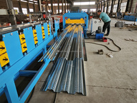 Bondeking 750 Tipo PLC Panel de cubierta de acero controlado Máquina formadora de rollos para industrias de materiales de construcción