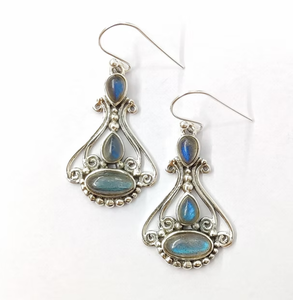 Pendientes de Plata de Ley 925 con Labradorita Azul, Estilo Vintage Boho, Venta al por Mayor JAIPUR SILVER - Product Image 3
