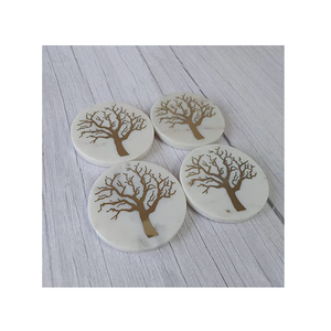 Ensemble de sous-verres en marbre naturel de conception moderne faits à la main, écologiques, durables et lavables pour les tasses à café et à thé - Product Image 1