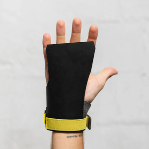 Unisex Leather Hand Grip for Weightlifting Gym Padded Palm Grips for Pull Ups Rows Fitness Training session Gear Supplier - Product Image 5