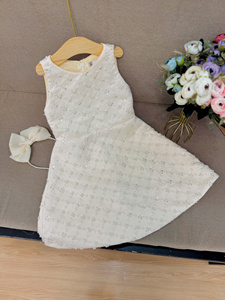 Nuevo Diseño Vestido Casual de Princesa para Niñas, Halter Maxi con Lentejuelas y Cuentas, Ecológico, Transpirable, ODM/OEM, para Múltiples Ocasiones, Estilo Flotante - Product Image 4