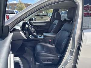 SUV premium 3.3 Turbo 2025 – Crossover de tamaño completo estilo CX-90 - Product Image 4