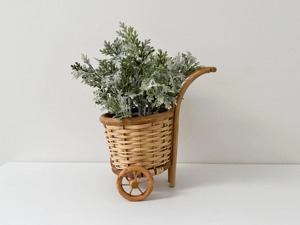 Maceta de ratán con ruedas para plantas de interior, estilo rústico, decoración de escritorio y maceta para regalo, procedente de la India. - Product Image 1