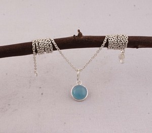 Colgante de Plata de Ley 925 con Calcedonia Azul y Cuarzo Transparente Natural en Engaste de Bisel, Collar de 18 Pulgadas, Joyería Artesanal Hecha a Mano - Product Image 4