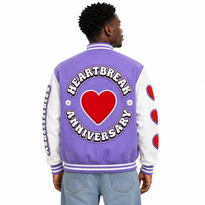 Chaqueta Universitaria Personalizada para Hombre con Cuerpo de Lana Premium, Mangas en Contraste, Iniciales Bordadas y Parches del Equipo - Product Image 2