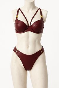 Conjunto de lencería de dos piezas para mujer: sujetador con aros de piel sintética color burdeos y bikini con tiras en Y, copa completa y efecto push-up. - Product Image 6