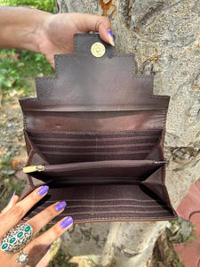 Cheveux sur la peau fourrure cuir pochette outillé à la main sculpture portefeuille motif occidental Vintage cuir de vachette cartes argent portefeuille cadeaux - Product Image 6