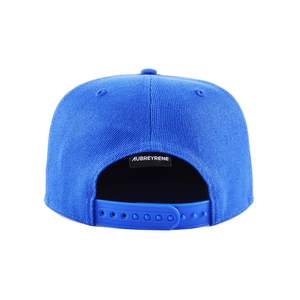 Casquette de baseball unisexe personnalisée à 5 panneaux, logo brodé bleu, perforations découpées au laser, casquette de sport imperméable 100% polyester - Product Image 3