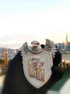 Colgante Personalizado para Hombre de Plata de Ley 925 con Moissanita VVS en Corte Baguette, Estilo Hip Hop, con Certificado - Product Image 3