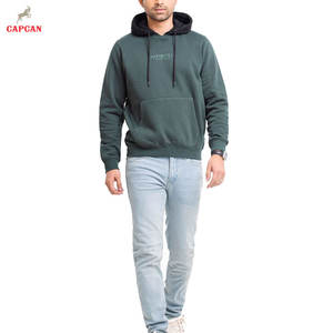 Hoodie d'hiver sur mesure à coupe classique avec intérieur en polaire douillet et design pratique, confortable - Product Image 2