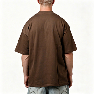 เสื้อยืดคอกลมแขนสั้นทรงหลวมสไตล์โอเวอร์ไซส์สำหรับผู้ชาย สีน้ำตาลล้วน ผ้าฝ้าย ทรงหลวมสบาย แบบดรอปไหล่ - Product Image 4