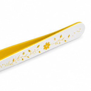 SHEARS BEAUTY แหนบถอนขนคิ้วสแตนเลส ปลายโค้ง/ปลายแหลม ดีไซน์ลายดอกไม้สีเหลืองทันสมัย ทนทาน เกรด A+ - Product Image 5