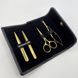 Pince à épiler ZETOMED PRO en acier durable plaqué or, design incliné et pointu, extra-affûtée, avec ressort pour cils - Product Image 1