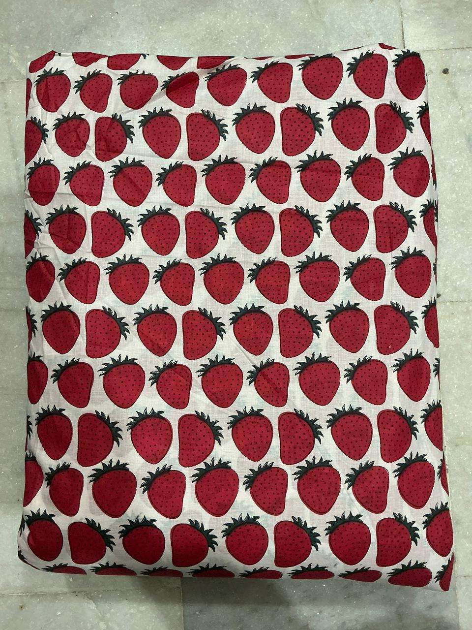 เชอร์รี่เรด