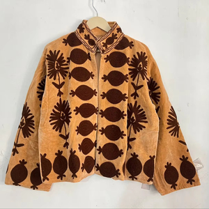 Veste en velours pour femme, style bohème chic, broderie ethnique à motifs floraux, courte, faite à la main, vêtement d'extérieur de créateur, pour l'automne et l'hiver - Product Image 1
