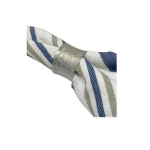 Ensemble d'anneaux de serviette en aluminium texturé argenté, modernes et luxueux, accessoire de table décoratif écologique pour hôtels, banquets et approvisionnement en gros - Product Image 5