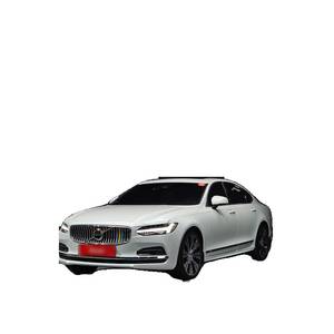 Volvo S90 B6 AWD Ultimate 2024 con Volante a la Izquierda, Caja de Cambios Automática, Asientos de Cuero, Cámara Trasera, 14,581 km, Color Brillante - Product Image 1