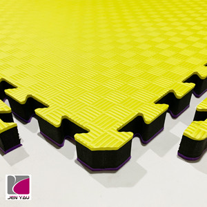 Suelo Antifatiga a Cuadros de 20 mm de Grosor para Prácticas de Artes Marciales de Larga Duración - Product Image 4