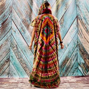 Nouveau produit 2024 : Kimono tie-dye fait main pour femme, style bohème, coupe classique, idéal pour la plage et les vacances d'été, avec 1 bandeau - Product Image 2