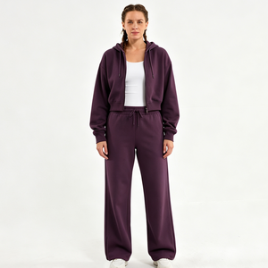 Ensemble de survêtement zippé pour femme, coupe classique, deux pièces, vente en gros, directement de l'usine - Product Image 4
