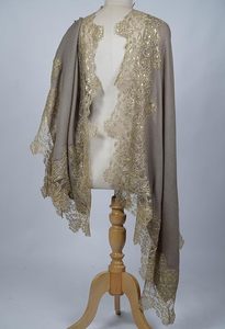 Chal de Lana Fina de Cachemira para Mujer, Diseño de Lujo con Borde de Encaje Dorado, Elegante Estola para Fiestas, Festivales y Ropa Étnica - Product Image 5