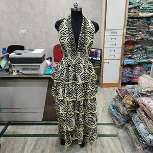 Vestido Maxi Halter con Estampado Geométrico, Espalda Descubierta, Volantes en Capas, Estilo Boho, Casual de Verano - Product Image 4