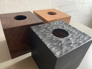 Boîte à mouchoirs en bois artisanale, design élégant en bois naturel, accessoire de décoration intérieure durable et élégant, idéal pour le salon, le bureau - Product Image 2